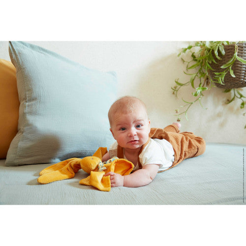 KALOO – Lapinoo Doudou – Hase „Ocker“.